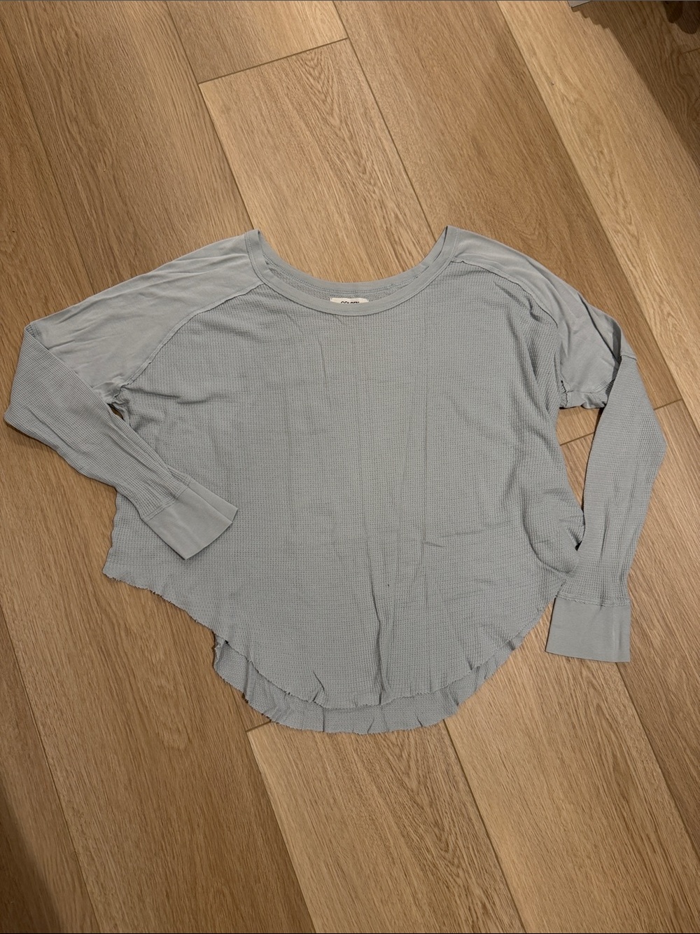 Aritzia Golden by TNA Women's Long-Sleeve Waffle Knit Top in Light Gray